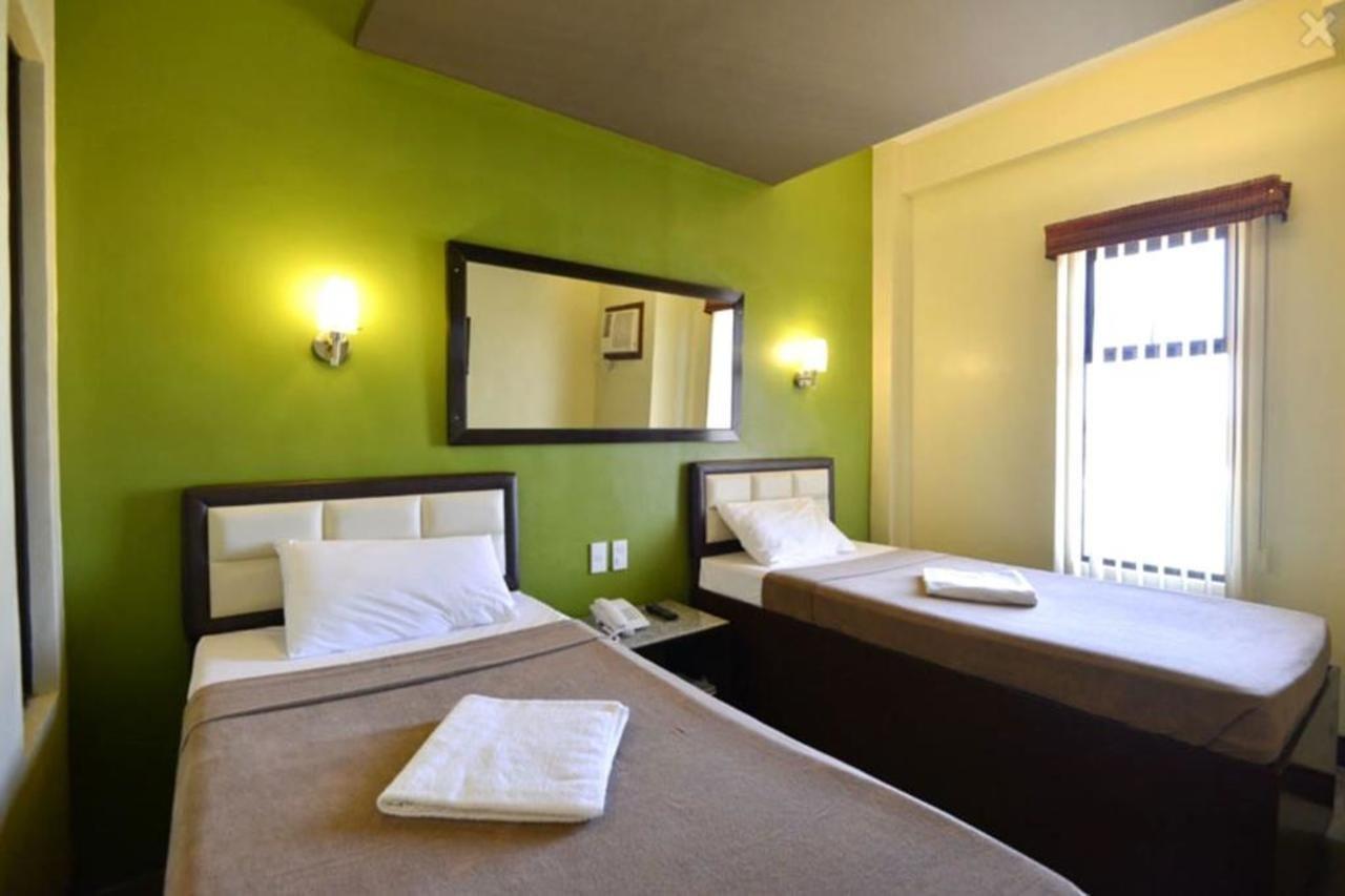 Express Inn Mactan Lapu-Lapu City Exteriér fotografie