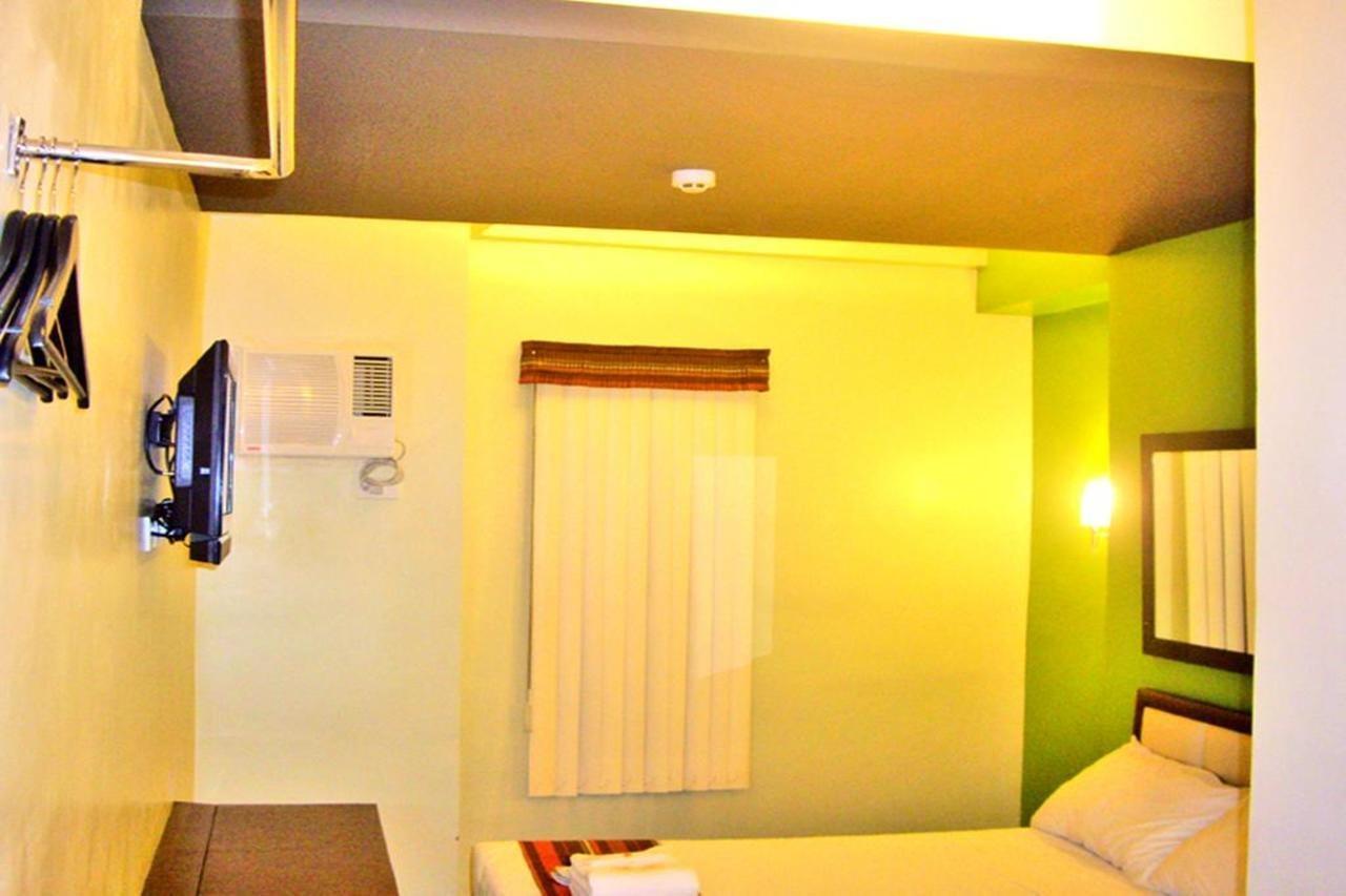 Express Inn Mactan Lapu-Lapu City Exteriér fotografie