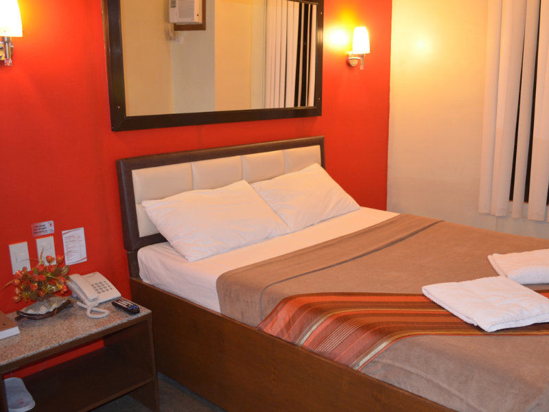 Express Inn Mactan Lapu-Lapu City Exteriér fotografie