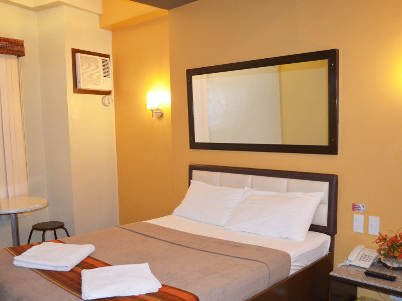 Express Inn Mactan Lapu-Lapu City Exteriér fotografie