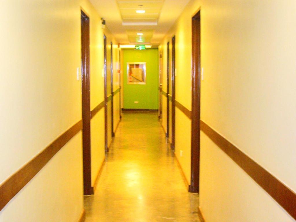 Express Inn Mactan Lapu-Lapu City Exteriér fotografie