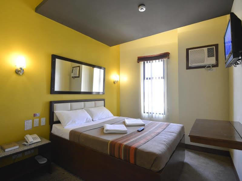 Express Inn Mactan Lapu-Lapu City Exteriér fotografie